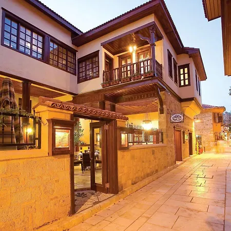 Cicerone Hotel