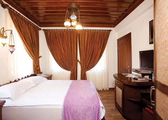 فندق Cicerone 4*
