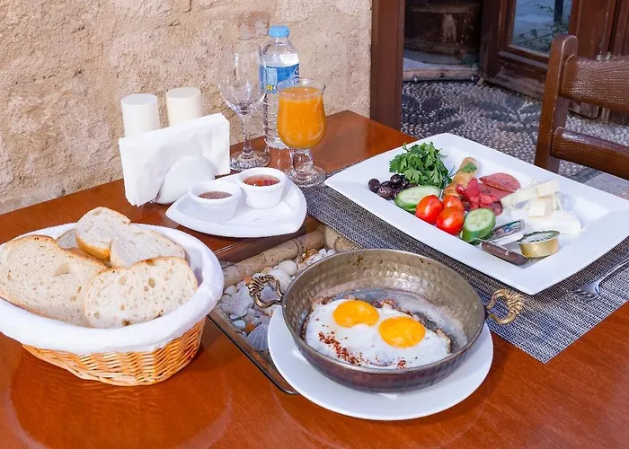 فندق Cicerone 4*